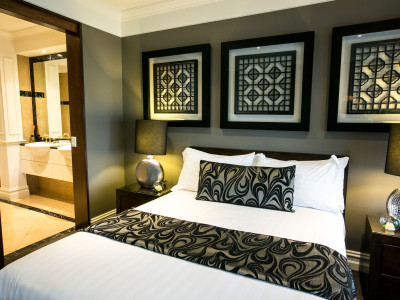Deluxe Spa Suite